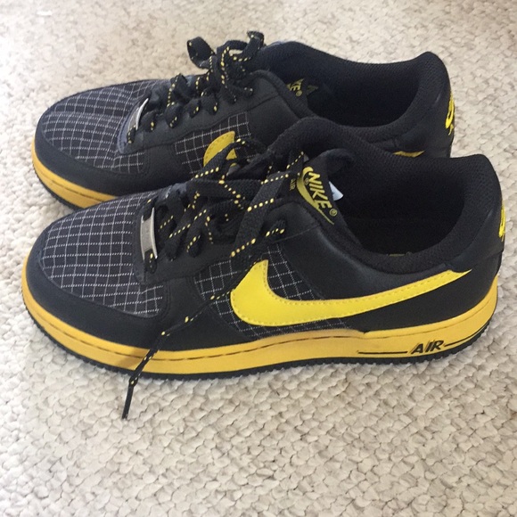 Nike Air Force 1 Size 4.5 - Picture 7 of 7